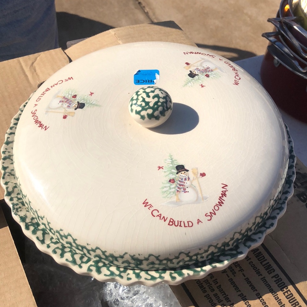 We Can Build A Snowman Pie Dish